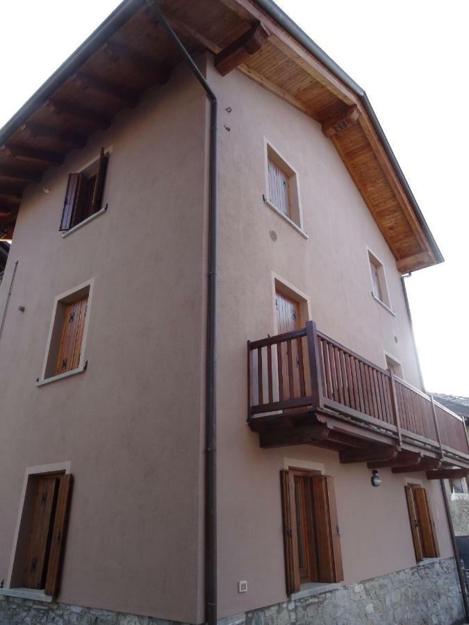 Maison D'Antan Alloggio Ad Uso Turistico Vda Charvensod N 0022 Αόστα Εξωτερικό φωτογραφία